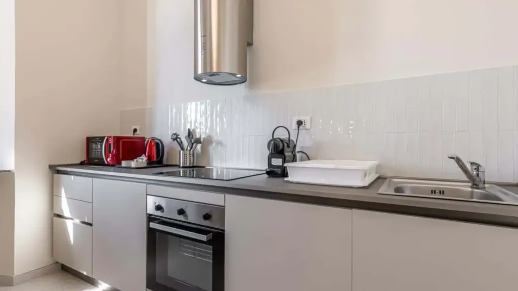 Kitchen - Fully Furnished Studio in Milan