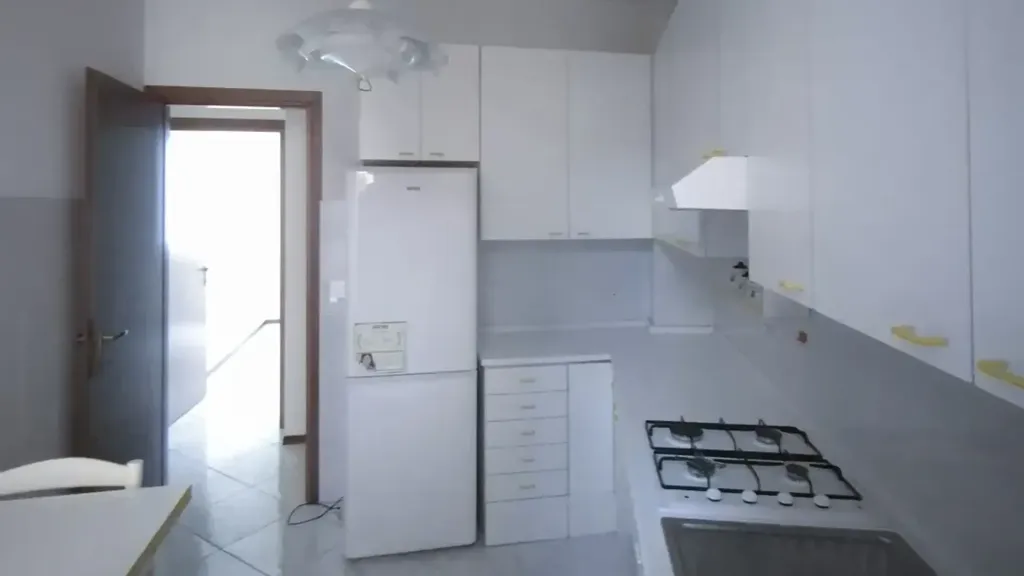 Köök - Apartment with Balcony in Central Casale Monferrato