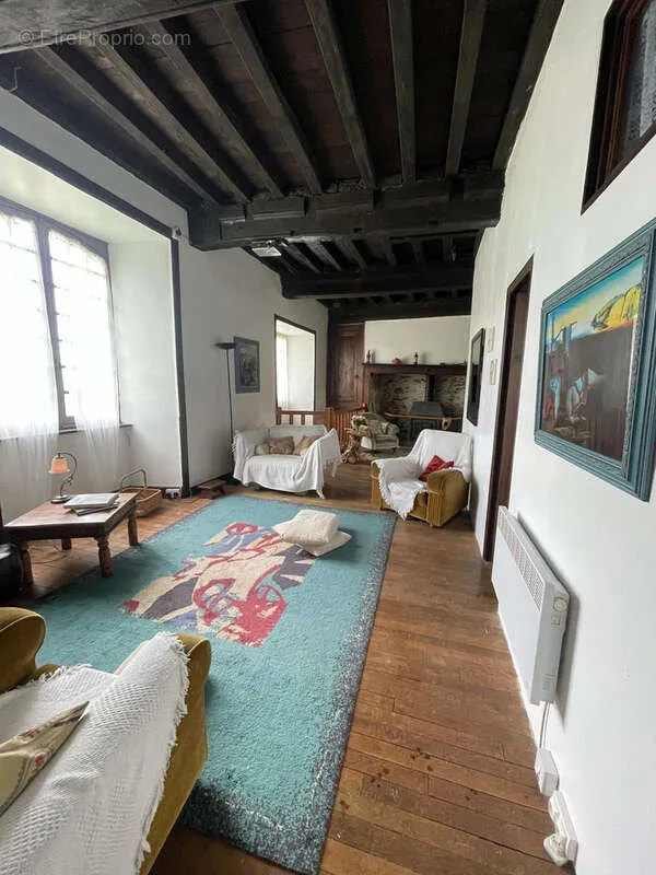 Elutuba - Renovated Stone House with Pool near Objat