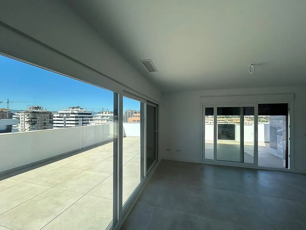 Terrass - Penthouse with Pool and Terrace in Granada