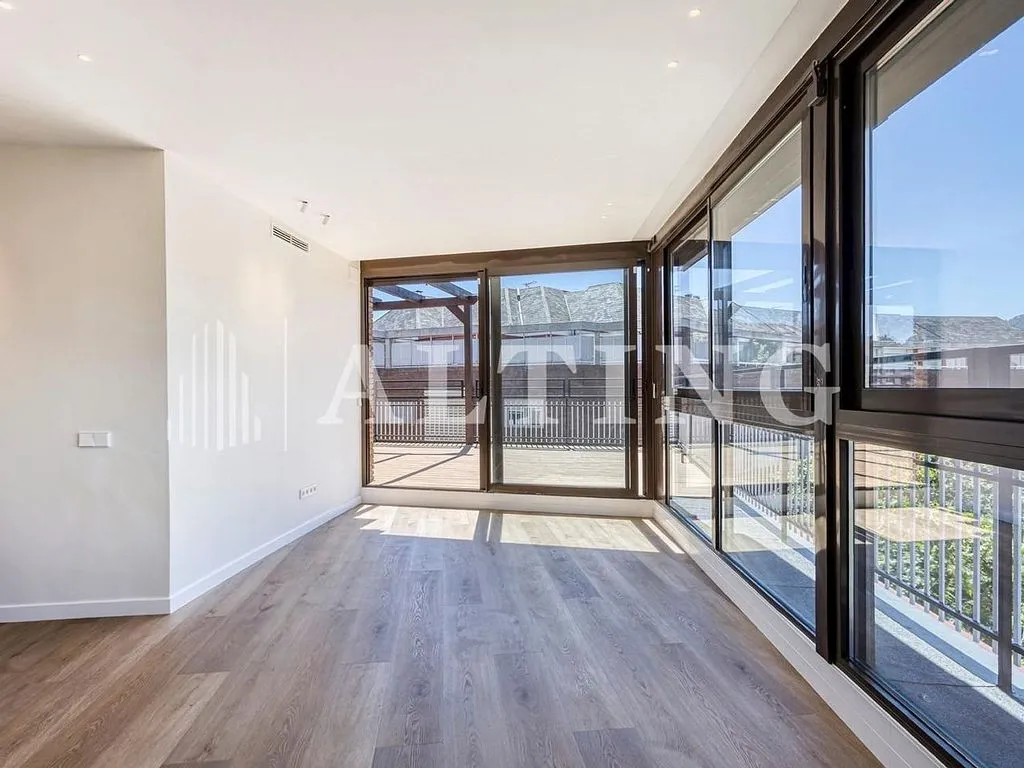 Living Room - Reformed Apartment with Terrace in Barcelona