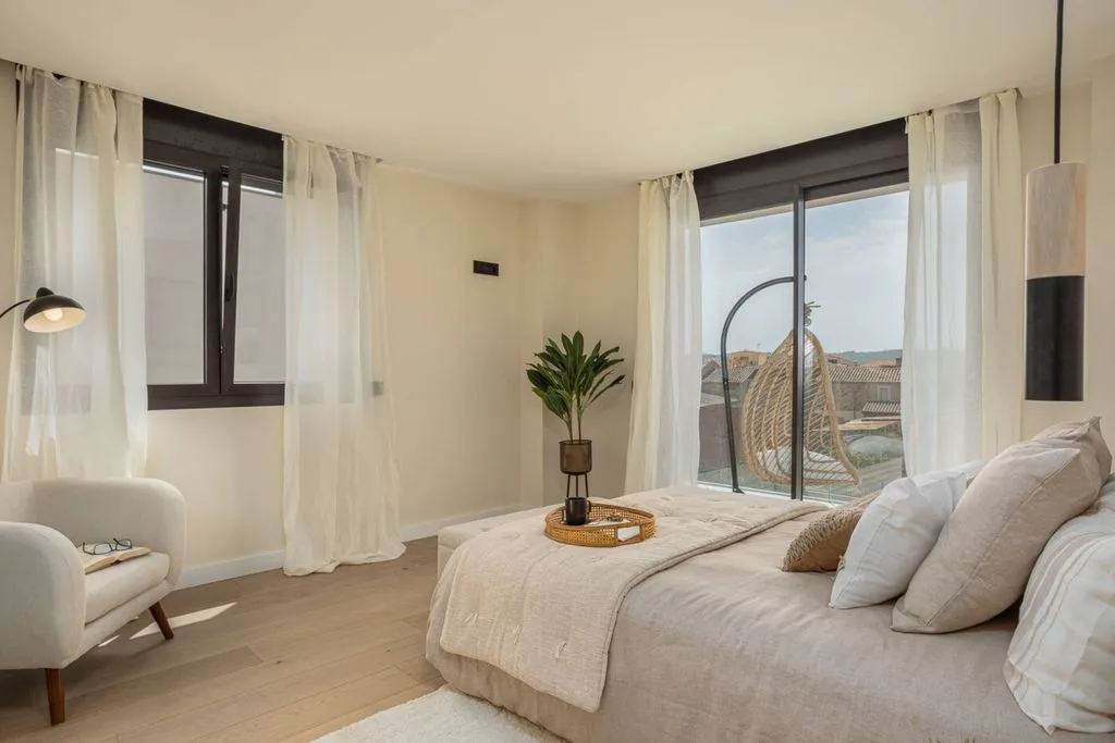 Bedrooms - Avant-garde Detached House with Pool in Pals