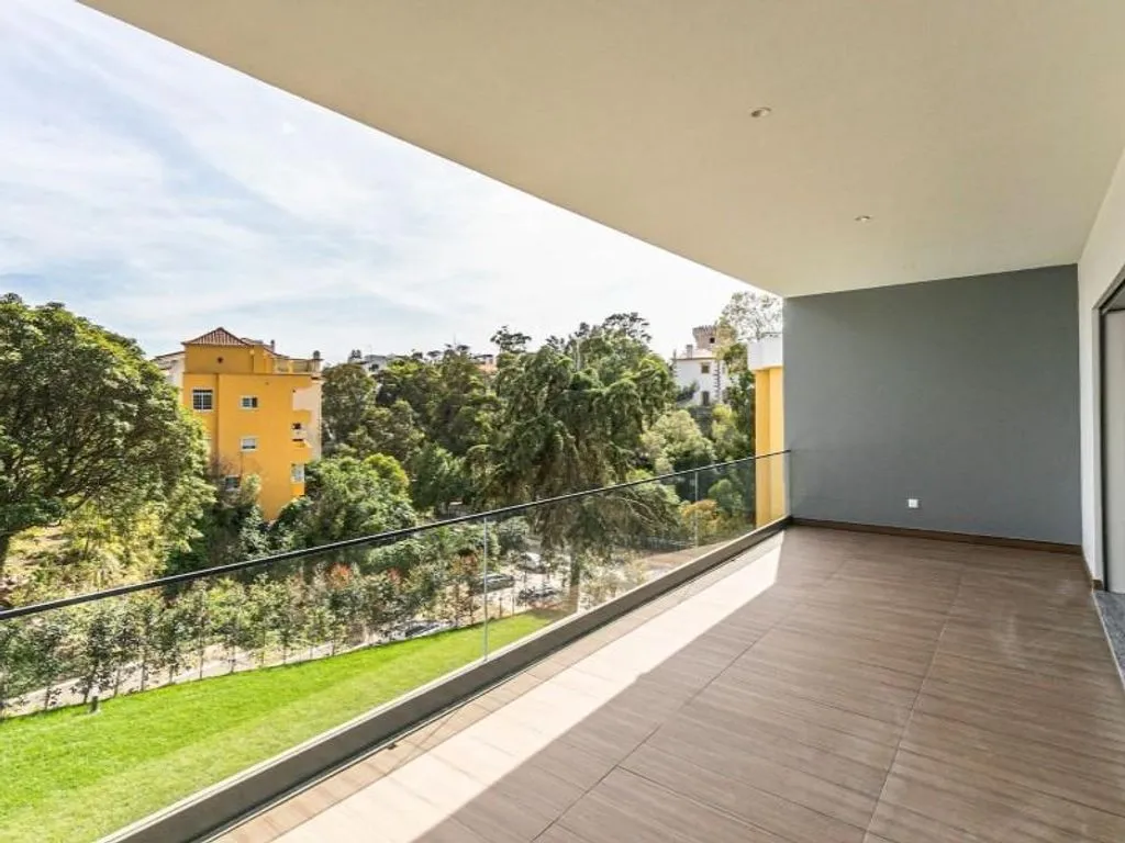 Balcony - Luxury Duplex with Pool in Estoril