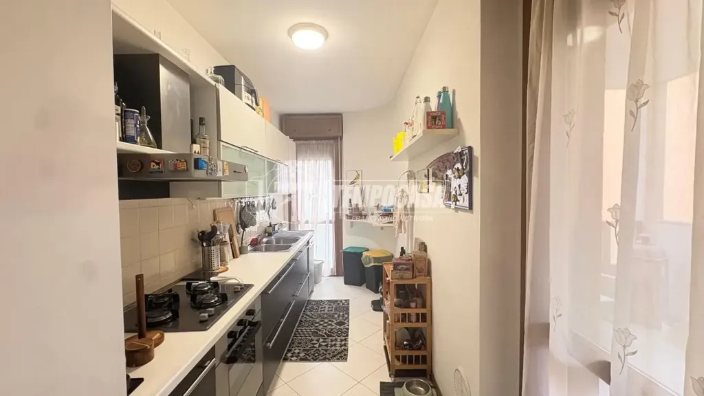 Köök - Twin-Storey Apartment with Balcony in Milan