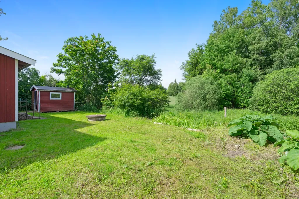 Giardino - Charming Cottage with Workshop in Skövde