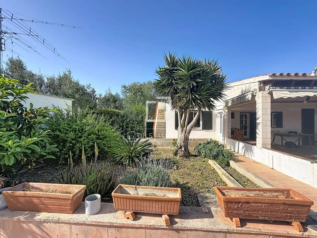 Terrasse - 5 Bedroom Villa with Pool in Es Castell