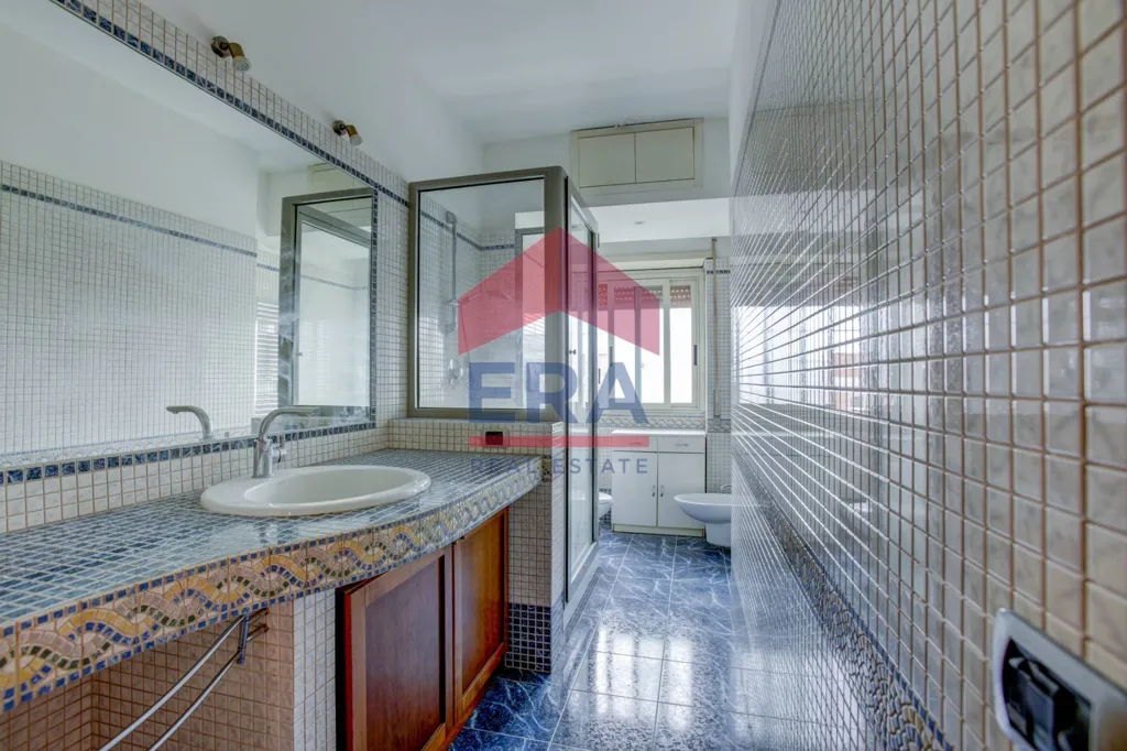 Salles de bain - Luxury Apartment with Balcony in Rome