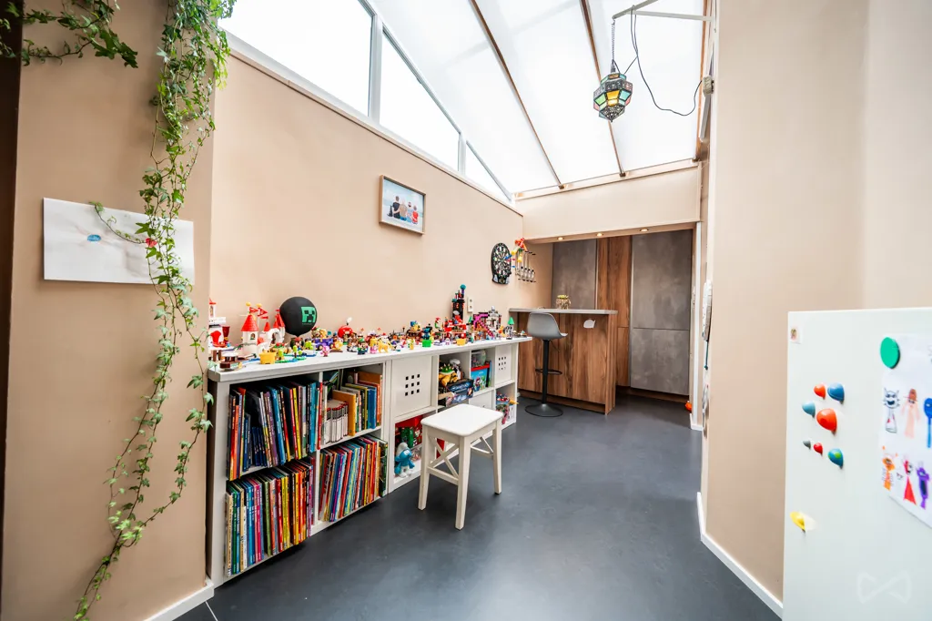 Toad - Renovated House with 4 Levels in Laveu