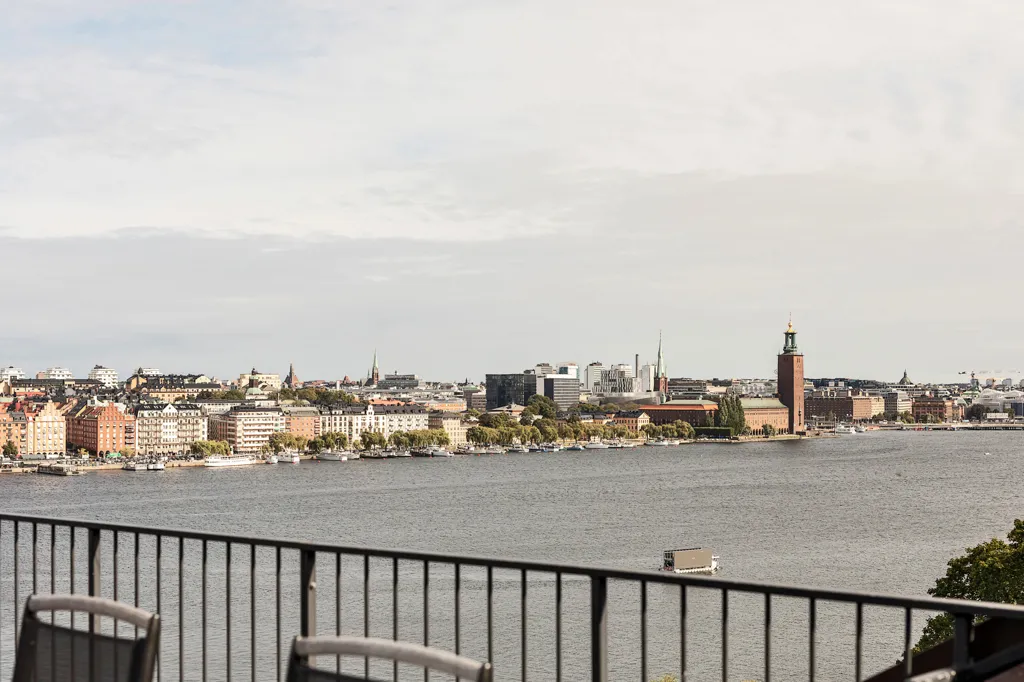 Rõdu - Apartment with Waterfront View in Hornstull
