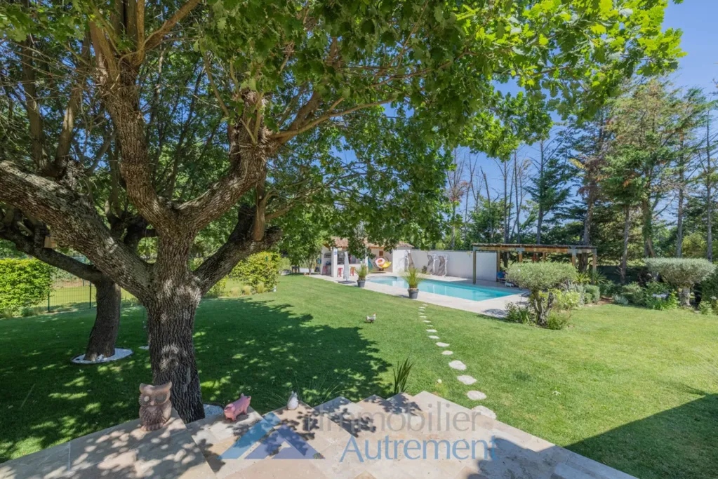 Piscina - Renovated Villa with Pool in Puyricard