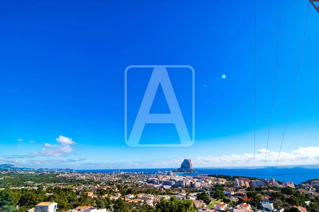 Luxury Villa with Sea Views in Calpe