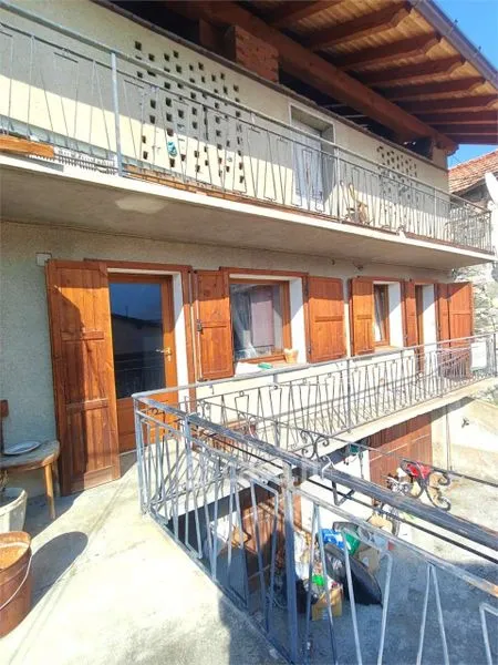 Balcon - Independent House with Garden in Chataignere