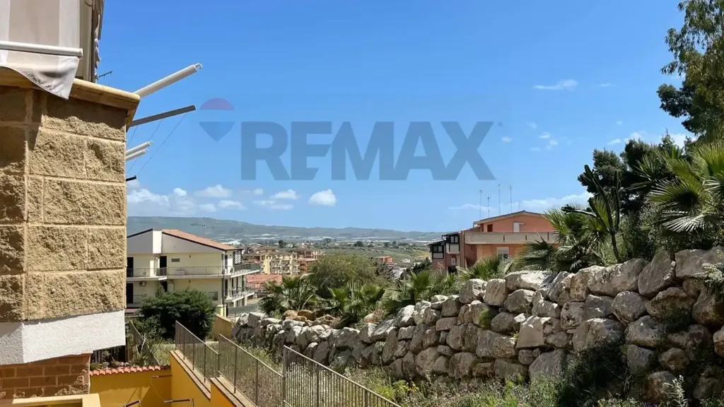 Terrazza - Spacious Apartment with Balcony in Agrigento
