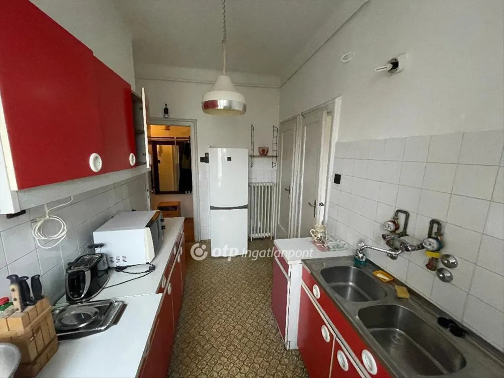Cucina - Bauhaus Flat with Balcony in Budapest XIII