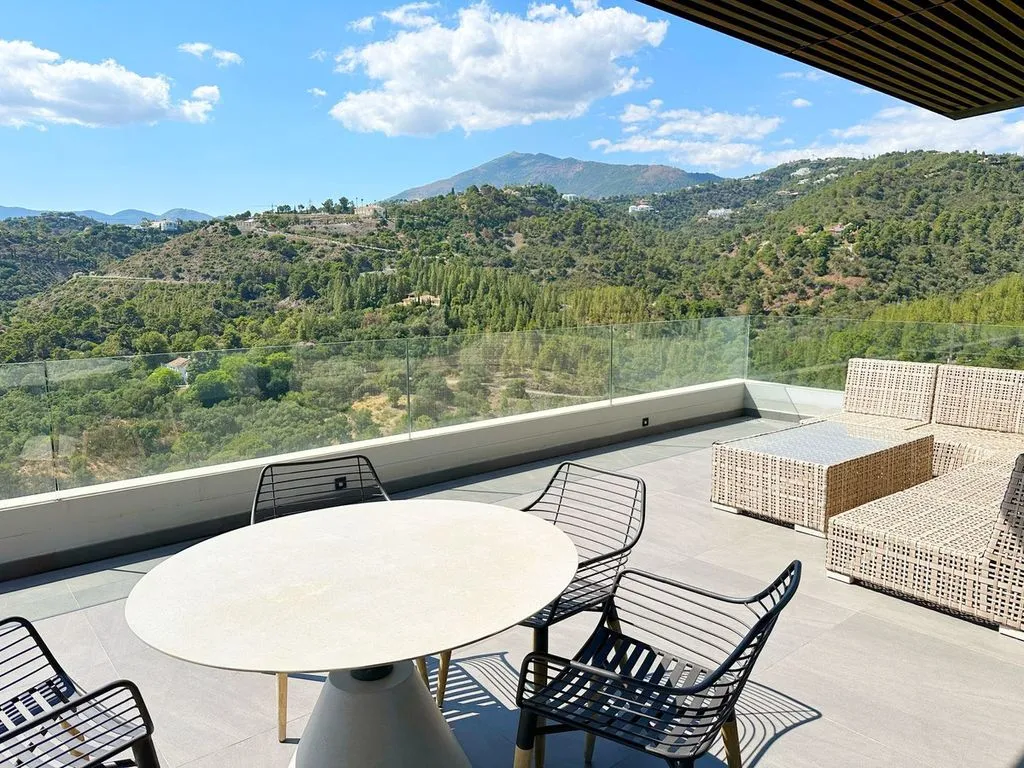 Terrass - Luxury Villa with Sea View in Benahavís