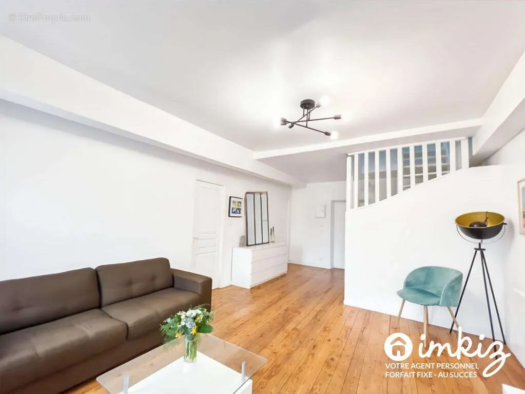 Soggiorno - Charming Duplex in Montauban's Historic Centre