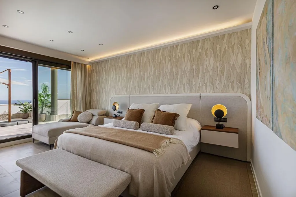Bedrooms - Modern Villa with Sea Views in Benalmádena