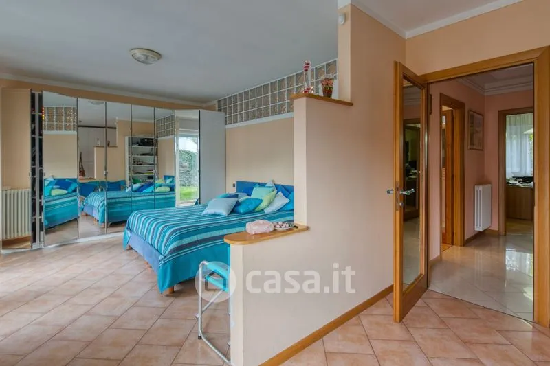 Dormitorios - Villa with Lake View in Verbania