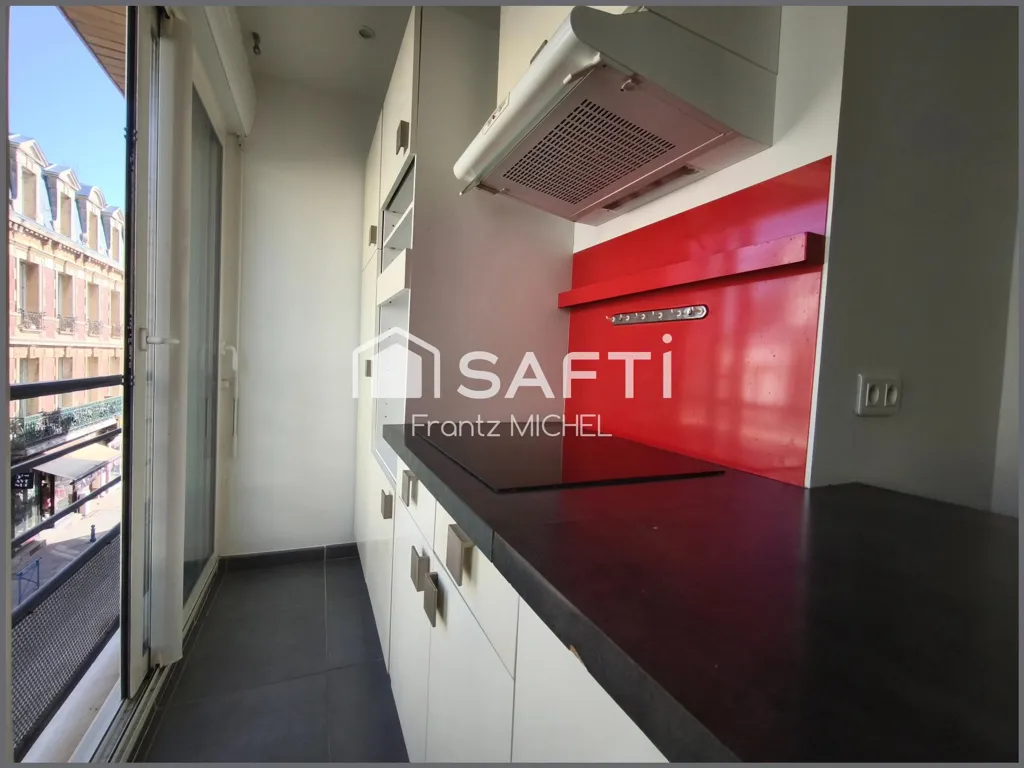 Cucina - Apartment with Sea View in Lion-Sur-Mer