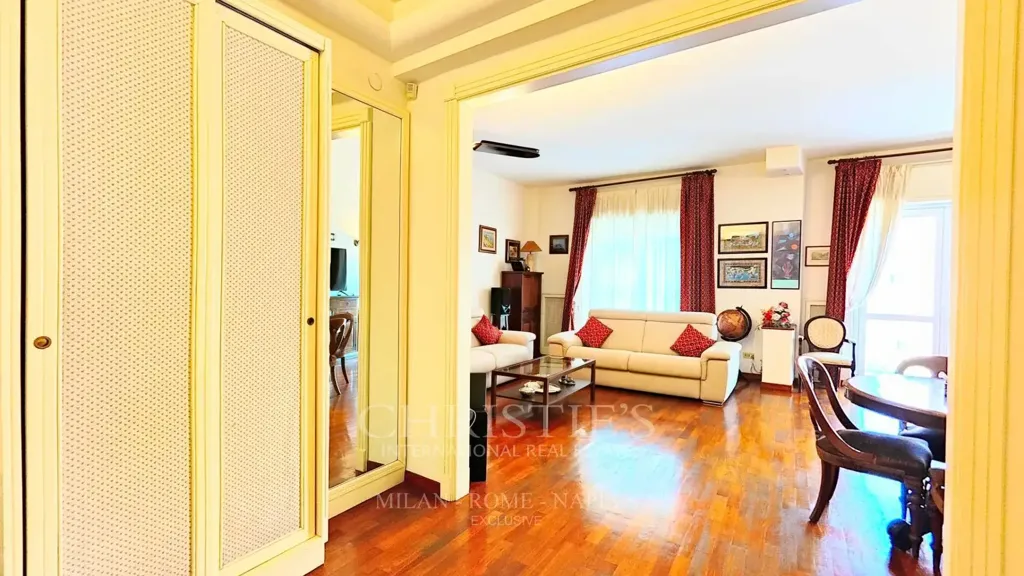 Elutuba - Apartment with Balcony in Chiaia, Naples
