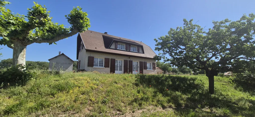 Exterior - Dauphinois House with Garden in Countryside