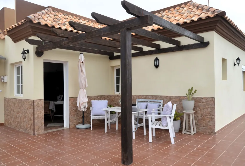 Terrass - Independent Chalet with Pool in La Oliva