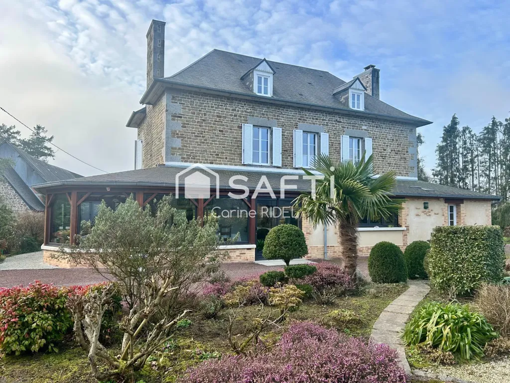 Esterno - Charming Stone House with Gîte in Domjean