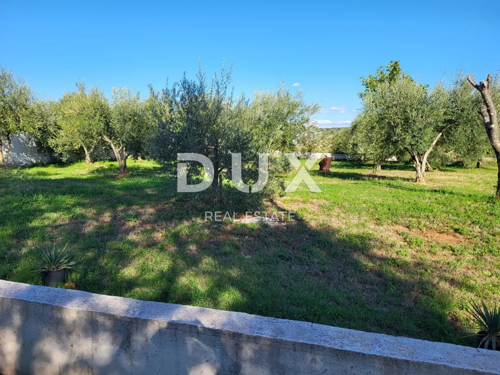 Aed - Building Plot with Sea View in Poreč