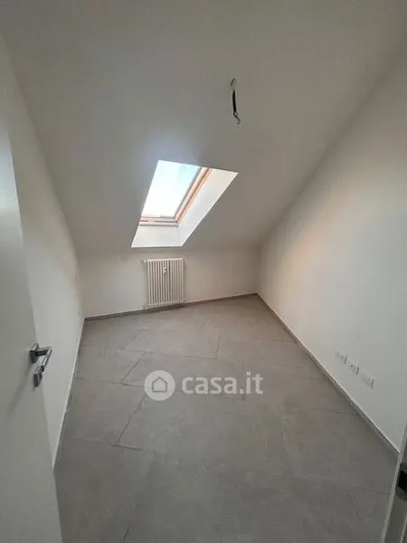 Pièces - Mansarded Apartment in Art Deco Building, Turin