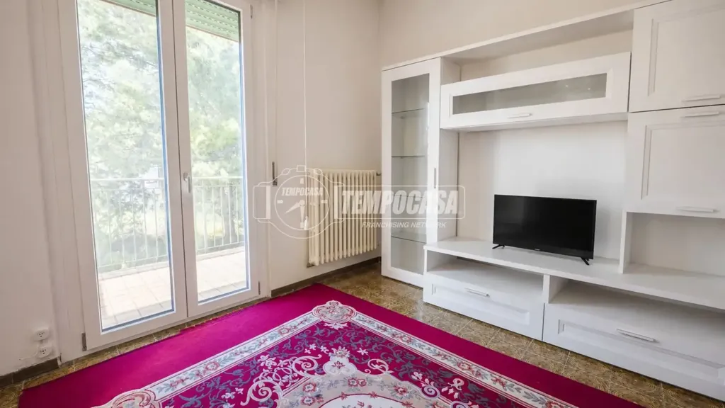 Bedrooms - Apartment with Balcony and Private Garden in Montecosaro
