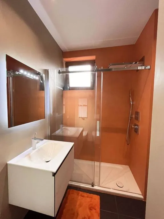 Salles de bain - Luxury Apartment with Balcony in Milan