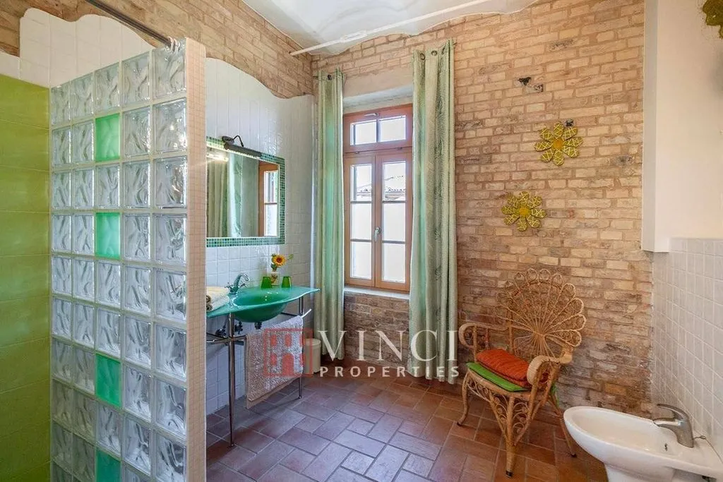 Vannitoad - Rustic Casale with Pool in Montefiore dell'Aso