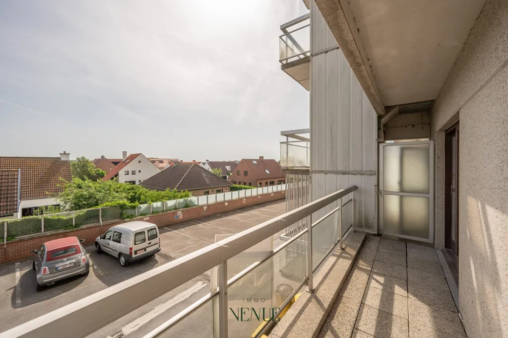 Balkon - Bright Apartment with Terrace in Duinbergen