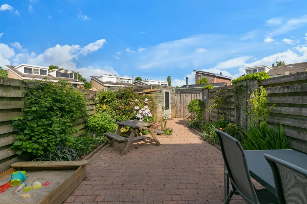 Giardino - Spacious Semi-detached House with Garden in Middelaar