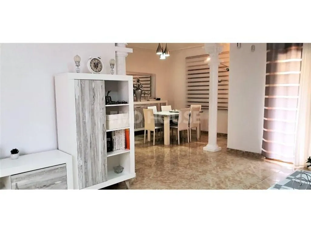 Söögituba - Luxury House with Pool in Lloret de Mar