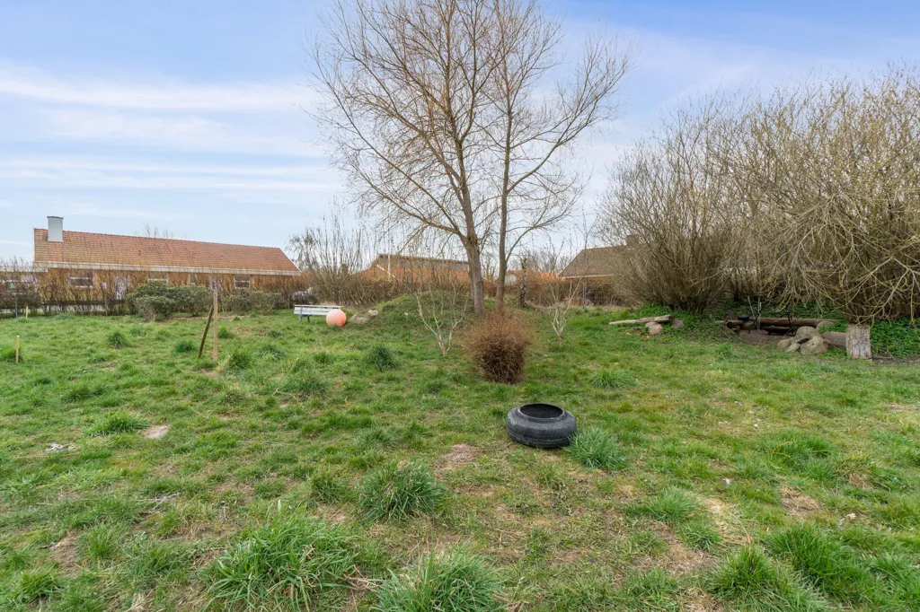 Aed - Year-Round Plot with 5G Coverage in Svaneke