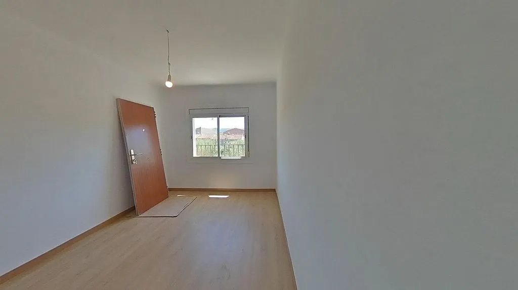 Esik - 3-Bedroom Apartment in Mollet del Vallès