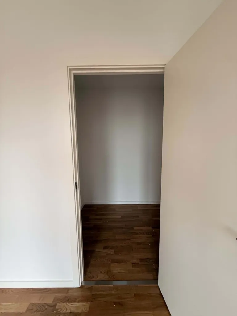 Pièces - 4-Bed Apartment with Balcony in Hedehusene