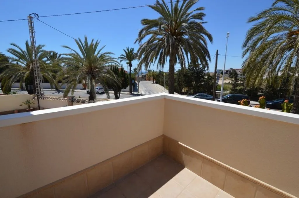 Rõdu - Luxury Villa with Pool in Cabo Roig, Valencia