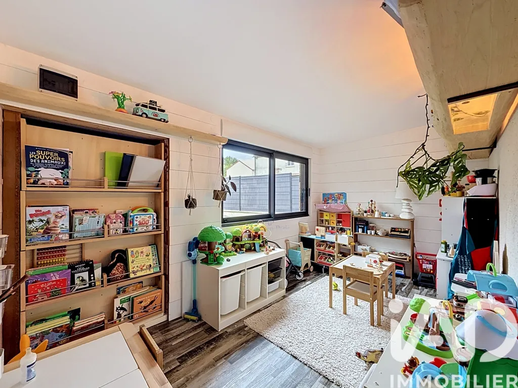 Toad - Renovated House with Terraced Garden in Bréval