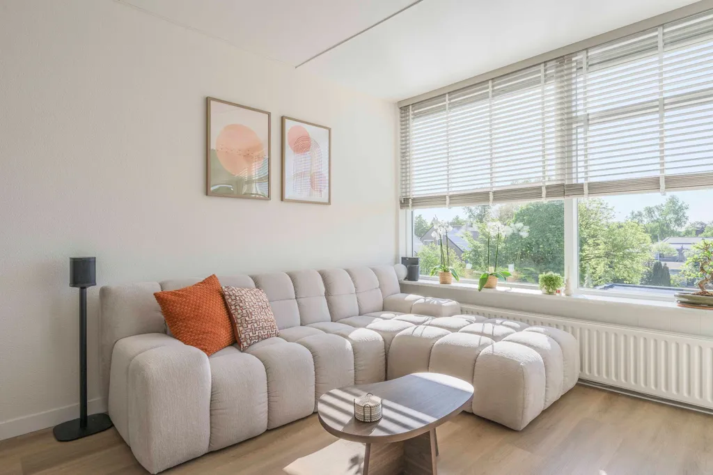 Elutuba - 4-Bedroom Apartment with Balcony in Katwijk