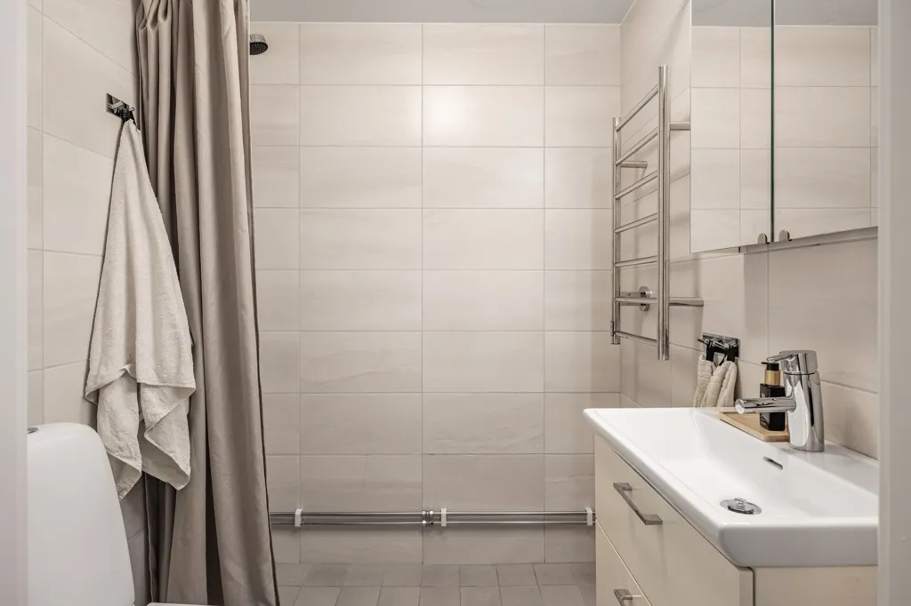 Salles de bain - Appartement 4 pièces à Täby