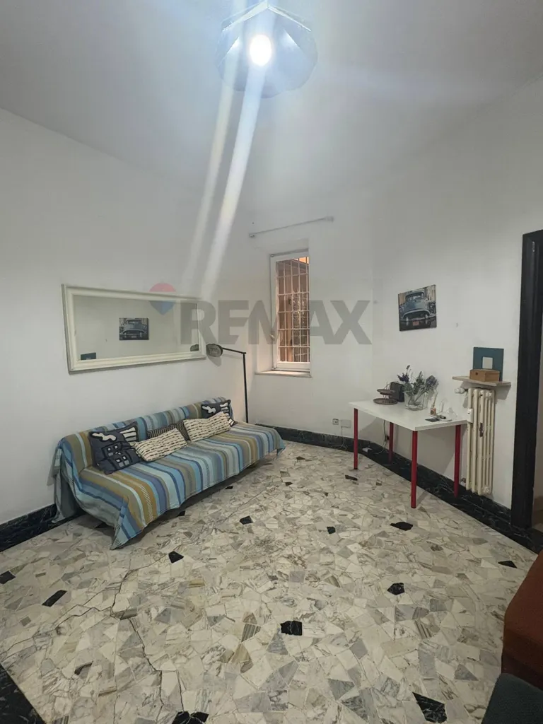 Elutuba - Rooms for Rent with Terrace in Piazza Bologna, Rome