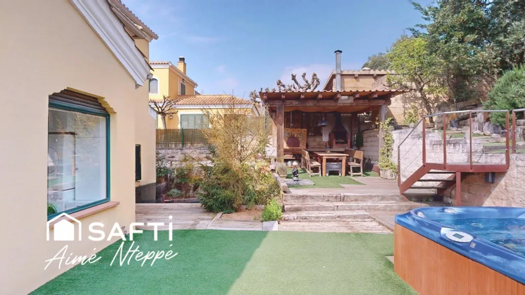 Terrasse - Luxury Villa with Pool in Golf District, Girona