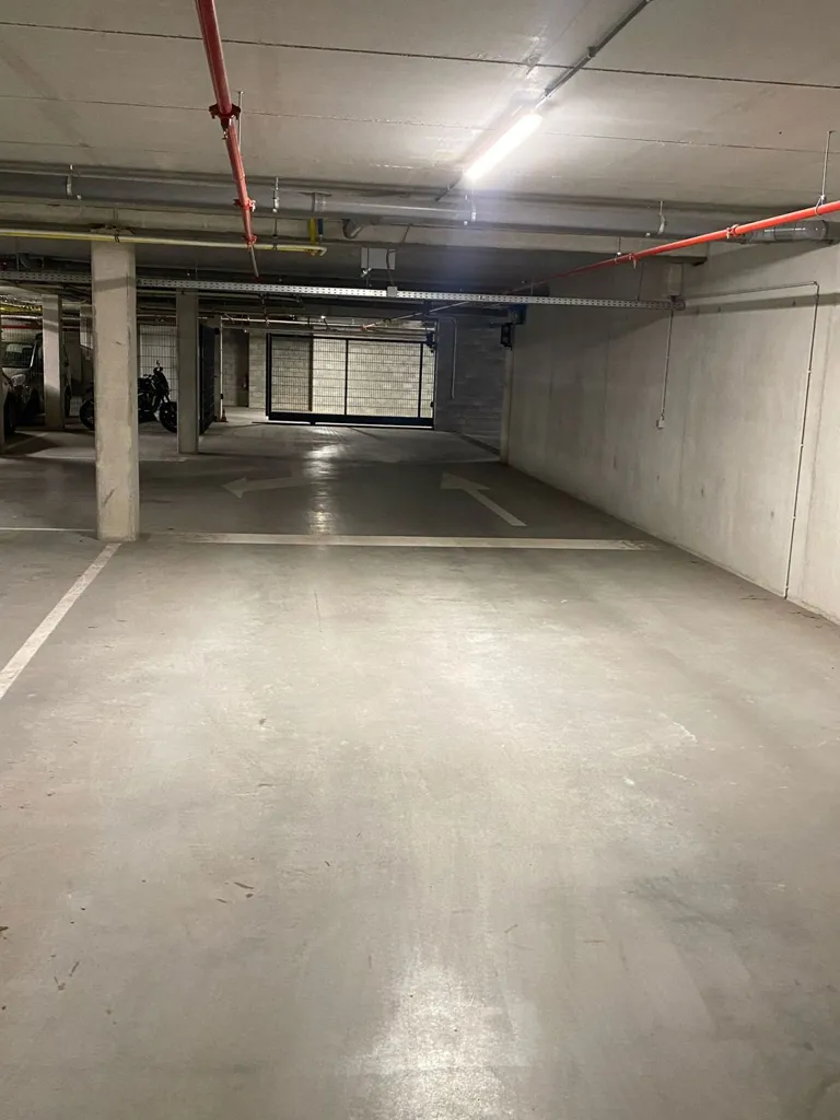 Garage - Underground Parking in Beerse