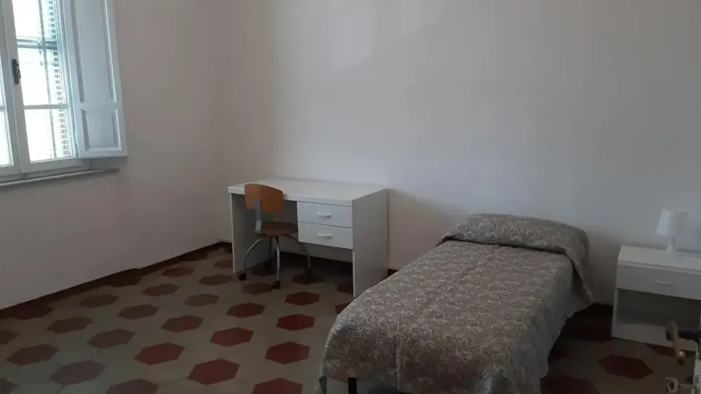 Chambres - Student Apartment with Garden in Pisa