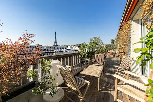 Terrasse - Appartement de Luxe avec Vue Tour Eiffel à Paris 7ᵉ