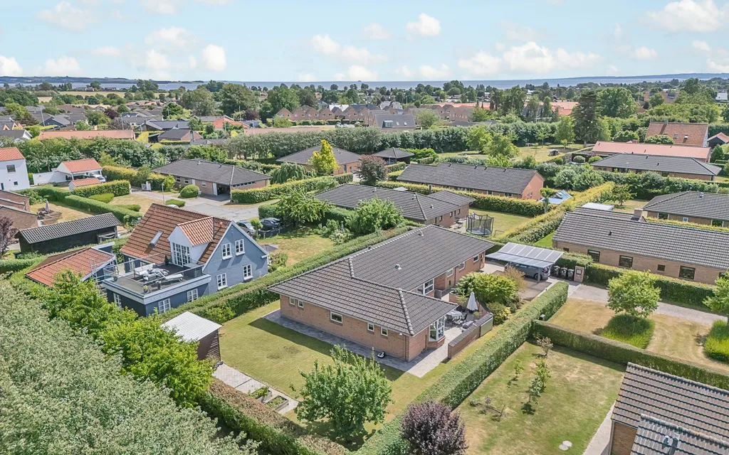 Õhuvaade - Spacious Villa with Garden in Skæring