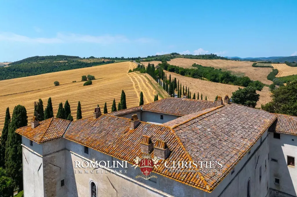 Õhuvaade - Historic Estate with Castle in Umbria