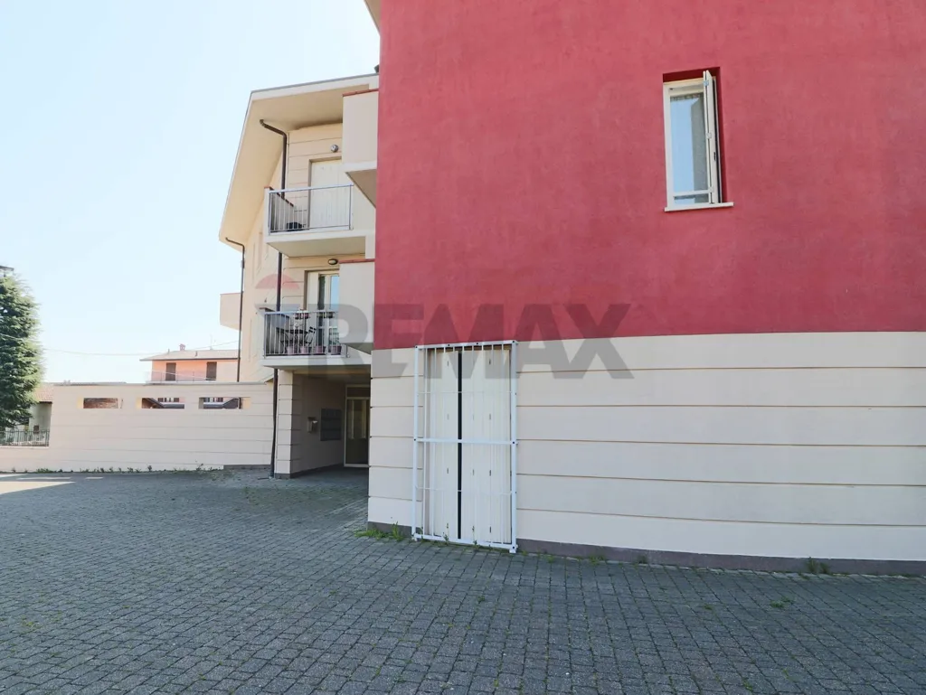 Extérieur - Spacious Ground Floor Flat with Terrace in Quiet Area